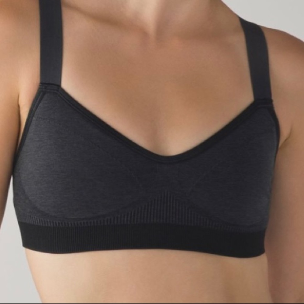 Hold Your Om Bra in Black